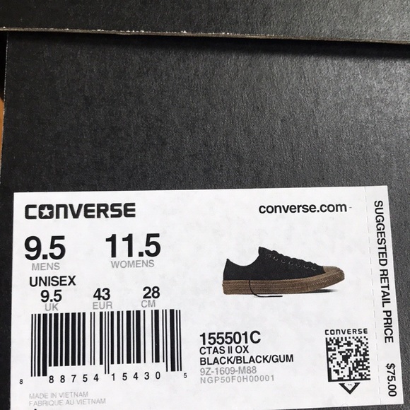 BNWT DISCONTINUED Chuck Taylor II Black/Gum rubber - Picture 6 of 7